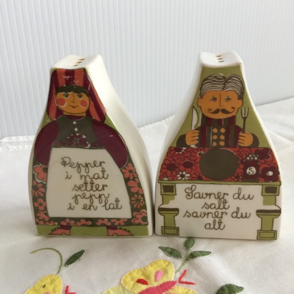 VTG Folklore Salt&Pepper Set by Figgio of Norway - Picture 7 of 7